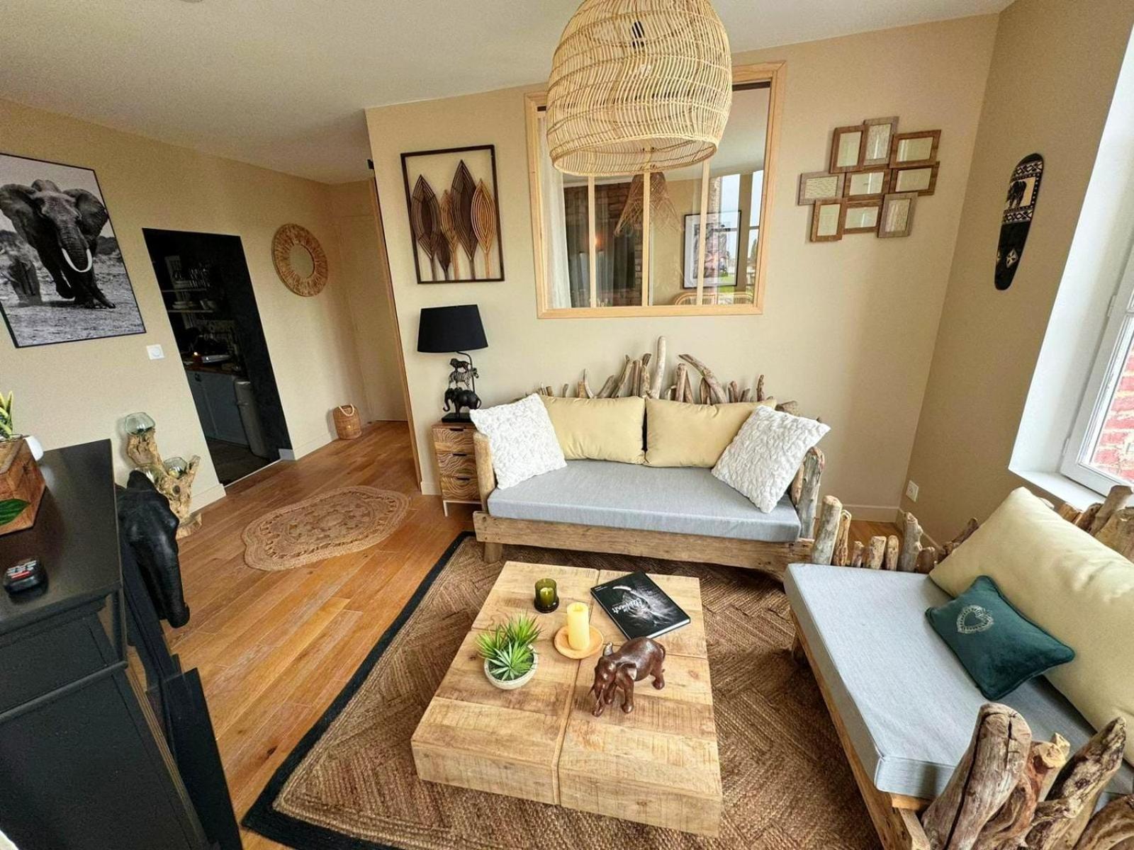 Duplex Safari Jusqu'A 4 Personnes, Spa, Cinema Et Lit Sous Les Arbres, Day Use, 10 Min Centre Амьен Экстерьер фото
